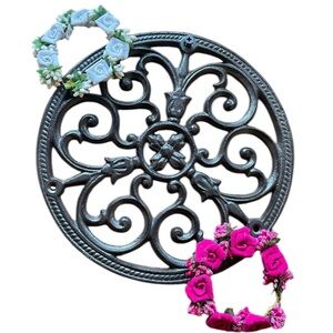 3lb Iron Swirling Metal Grate for home decor